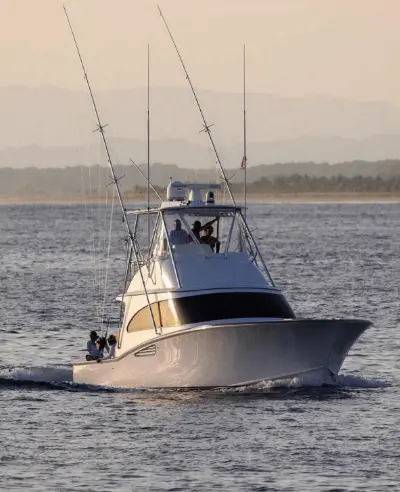 Daniel's Legacy, Custom Garlington 44 Convertible charter boat operated by Legacy Fishing Costa Rica